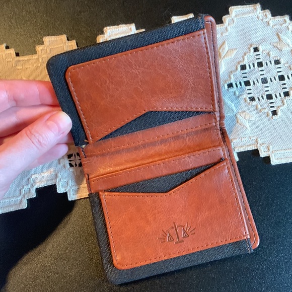 3/25$ Wallet - Picture 2 of 4